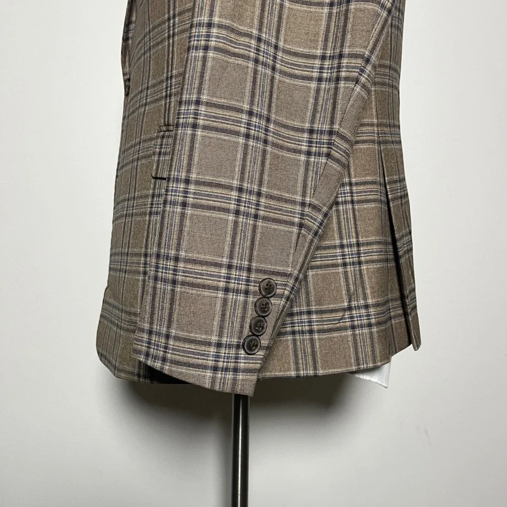 Madison Blazer Mens 48R Brown‎ Plaid Slim Fit Two Button Notch Lapel Jacket